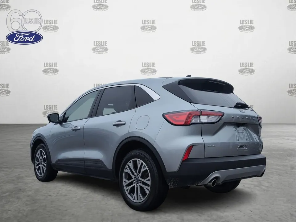 Ford Escape 2022 photo 4