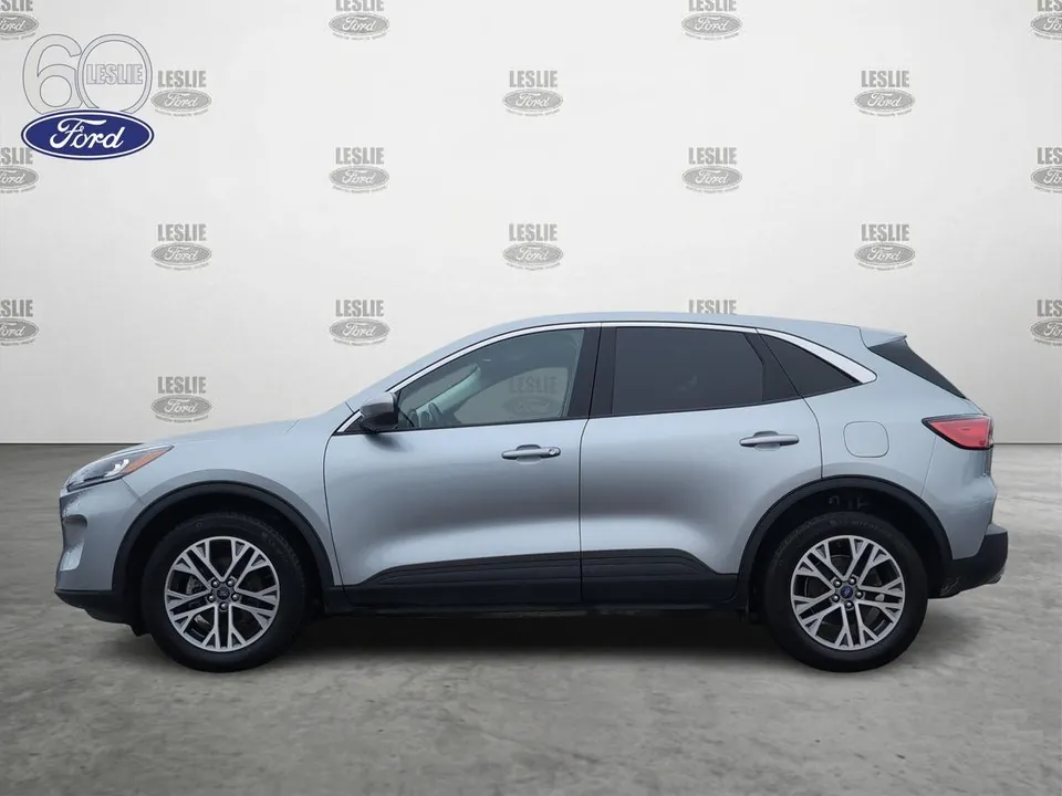 Ford Escape 2022 photo 3