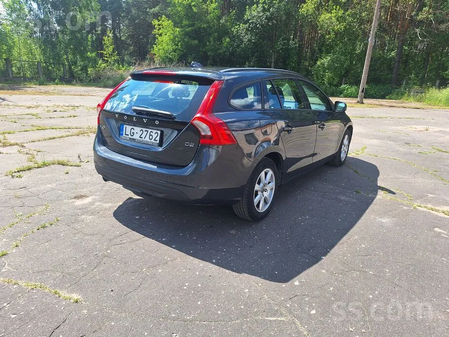 Volvo V60 2013 photo 5