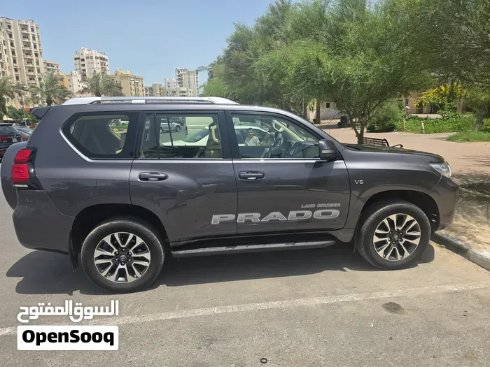 Toyota Prado 2022 photo 2