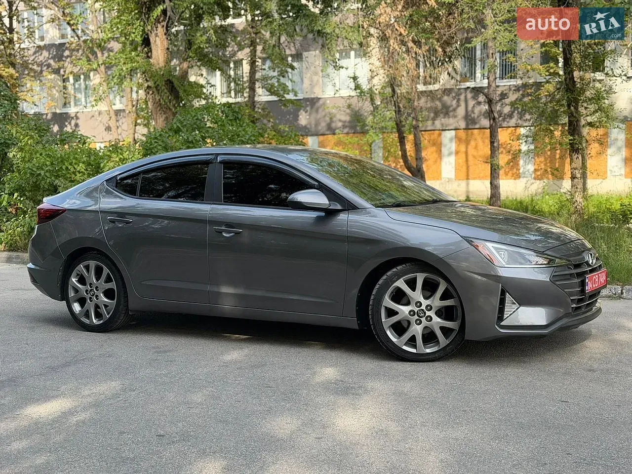 Hyundai Elantra 2019 photo 3