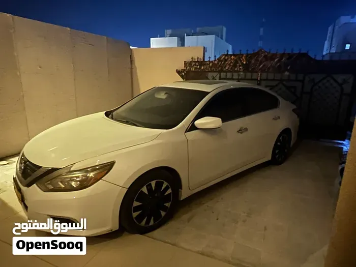 Nissan Altima 2016 photo 2