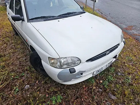 Ford Escort 1996 photo 2