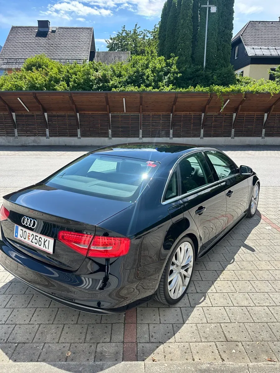 Audi A4 2013 photo 3