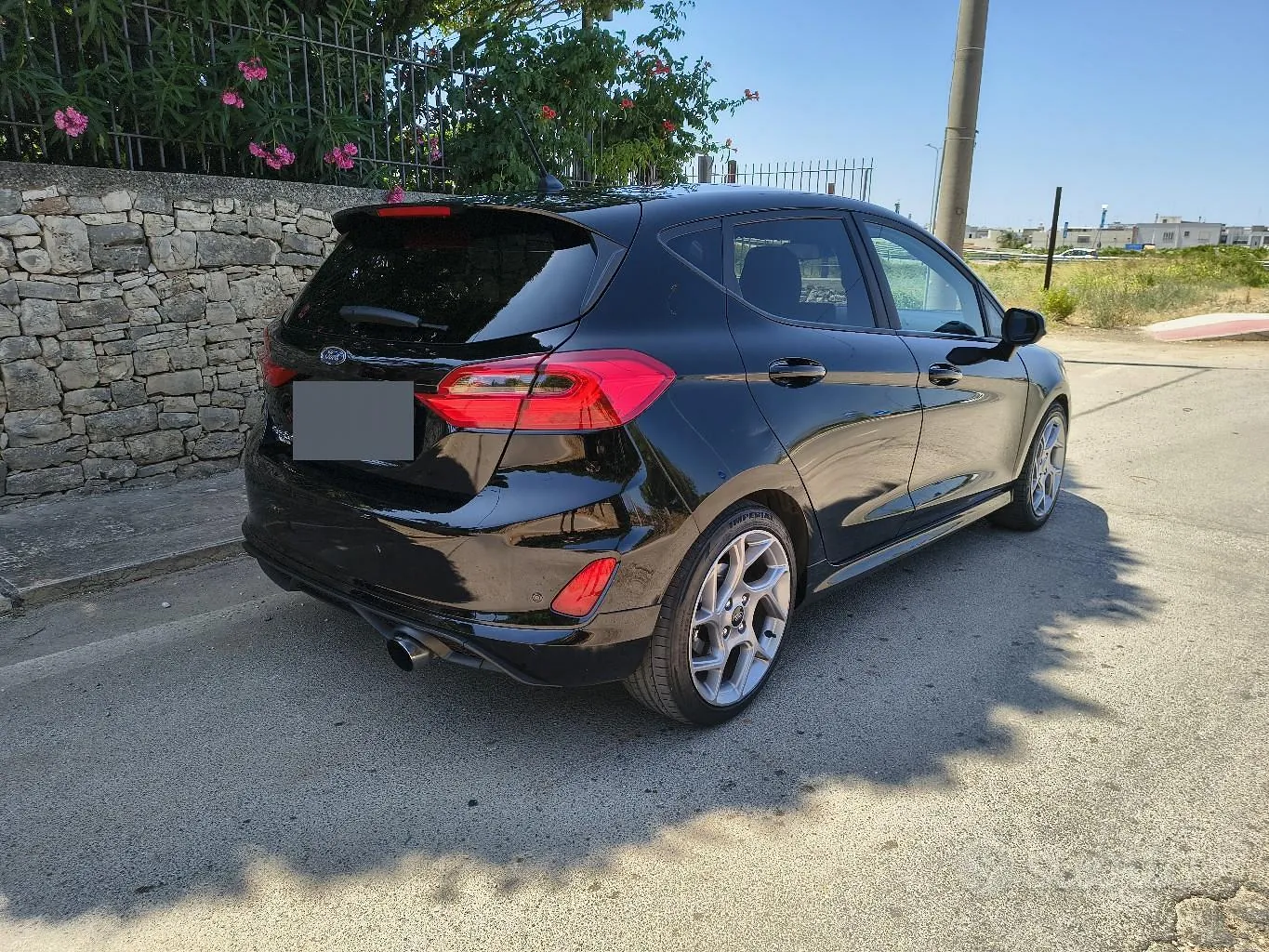 Ford Fiesta 2018 photo 2