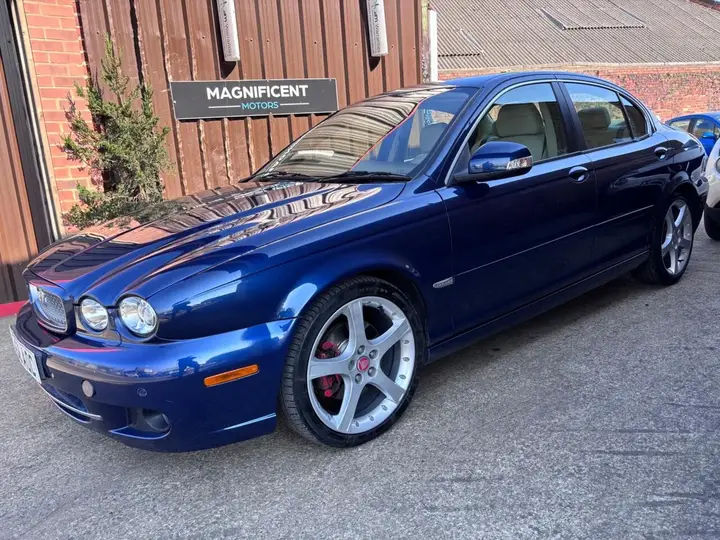 Jaguar X-Type