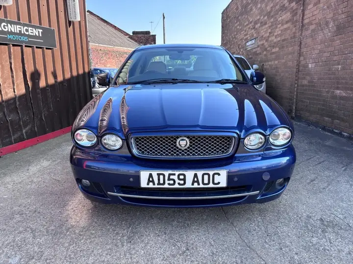 Jaguar X-Type 2009 photo 2