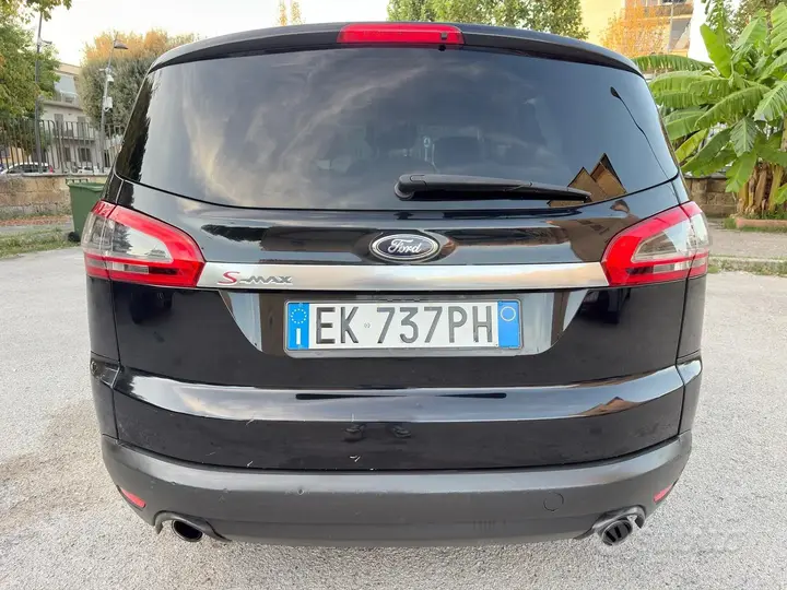 Ford S-Max 2011 photo 5