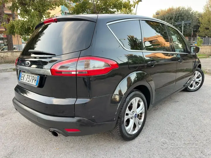 Ford S-Max 2011 photo 3