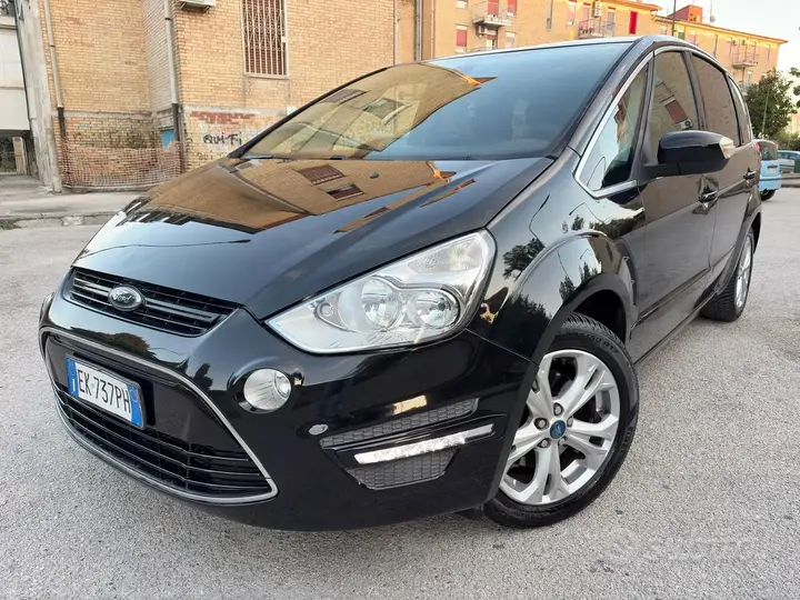 Ford S-Max