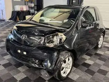 Toyota Iq 2010 photo 2