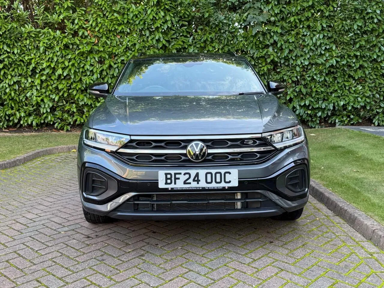 Volkswagen T-Roc 2024 photo 2