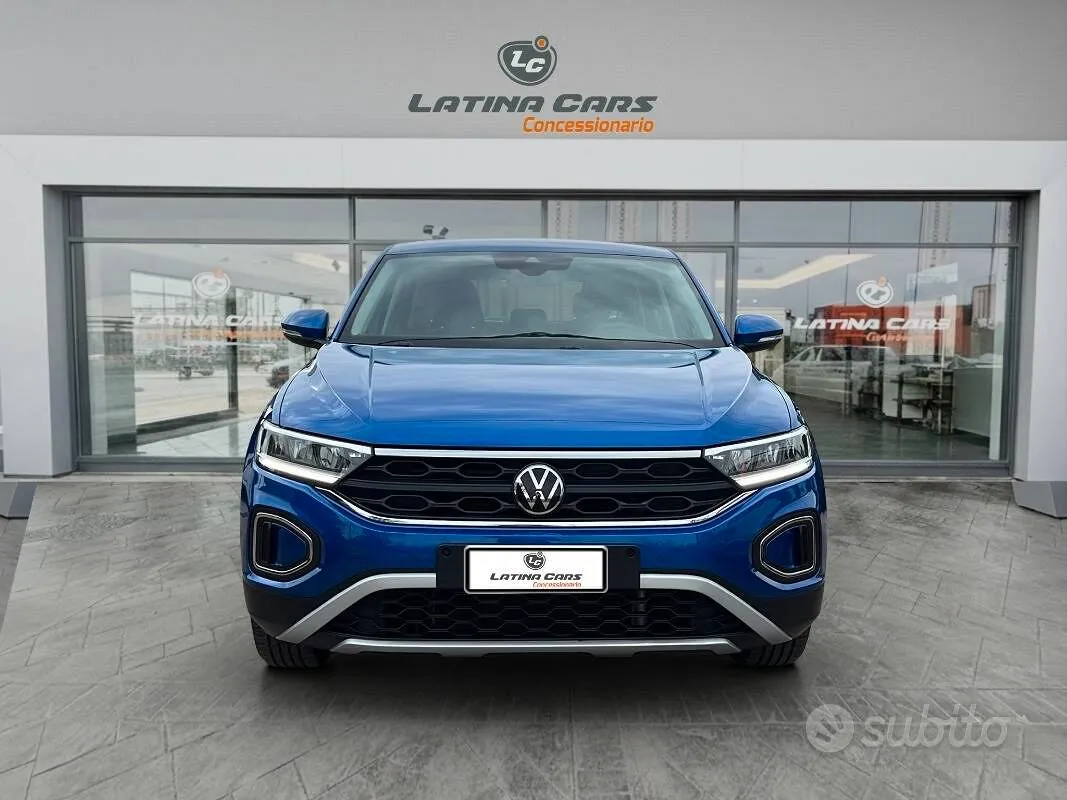 Volkswagen T-Roc 2022 photo 3
