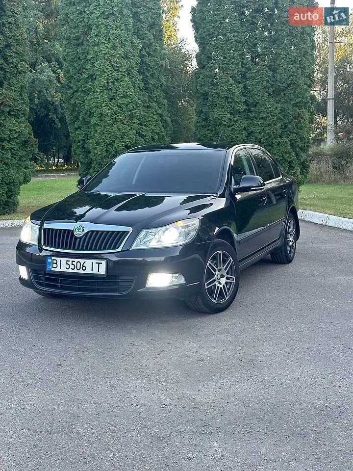 Skoda Octavia 2012 photo 2