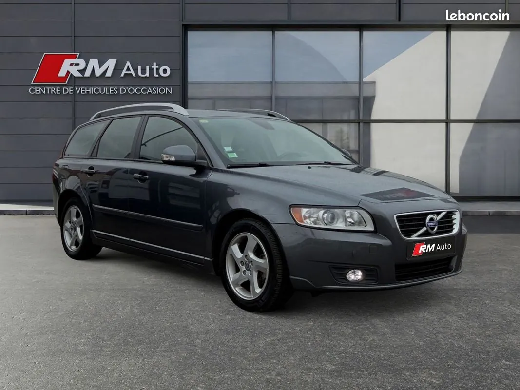 Volvo V50