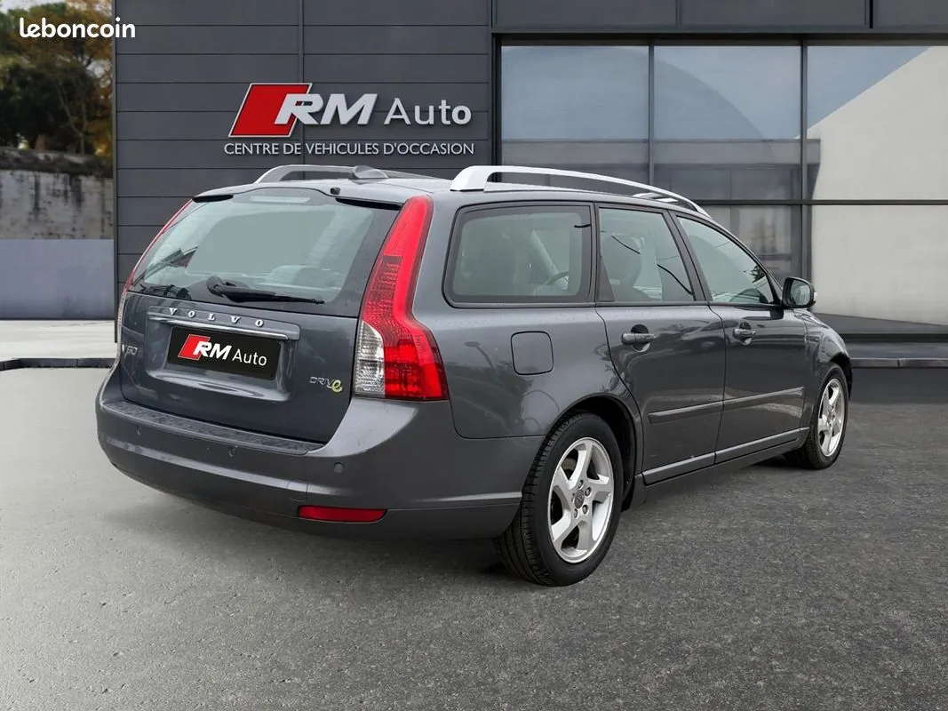 Volvo V50 2012 photo 4