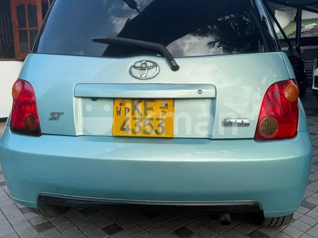 Toyota Ist 2003 photo 4