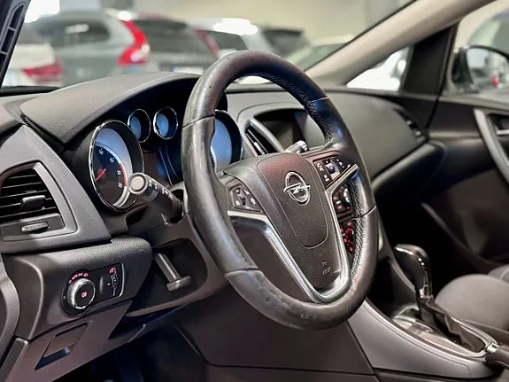Opel Astra 2016 photo 5