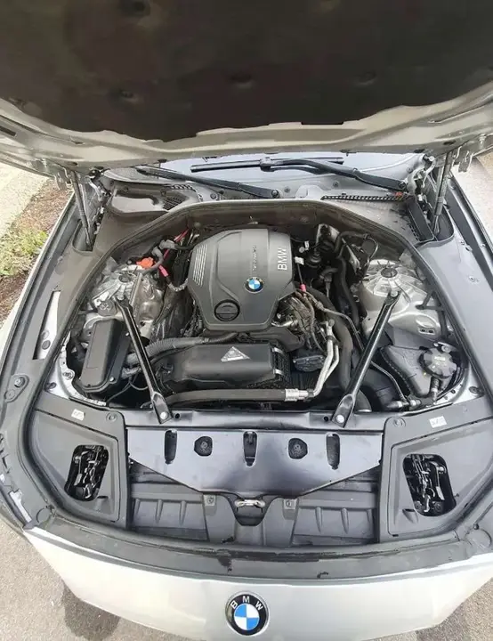 BMW 5 Series 2016 photo 2