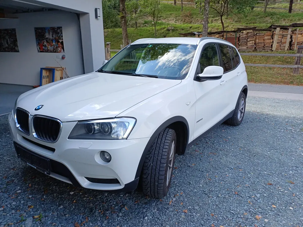 BMW X3 2012 photo 3