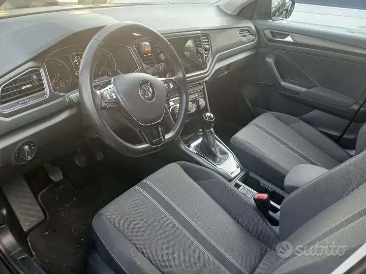 Volkswagen T-Roc 2020 photo 5