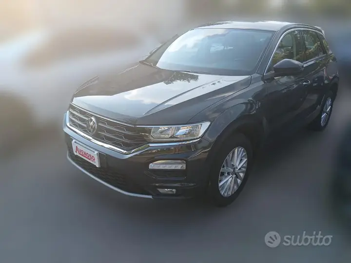 Volkswagen T-Roc 2020 photo 2