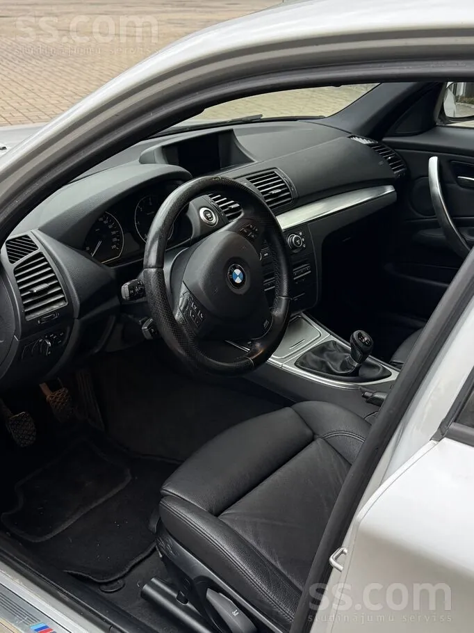BMW 118D 2009 photo 5