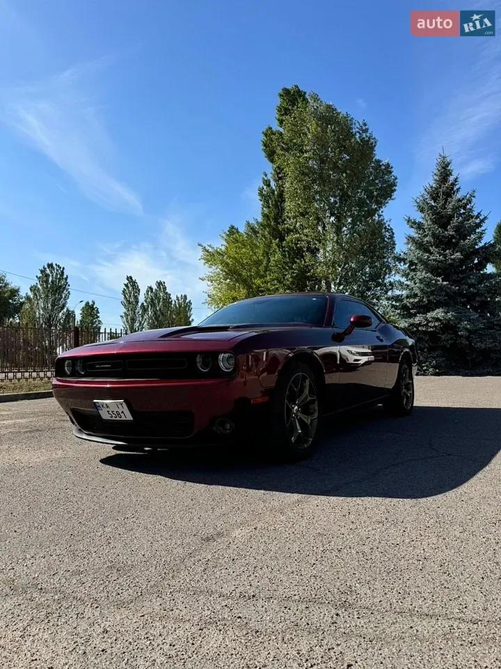 Dodge Challenger 2017 photo 3