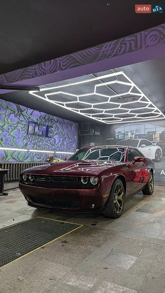 Dodge Challenger