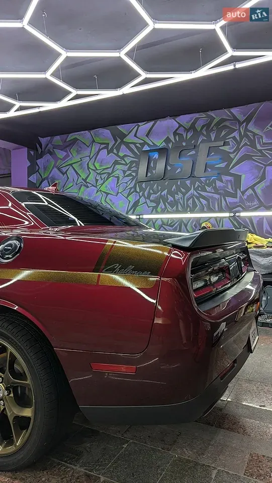 Dodge Challenger 2017 photo 2