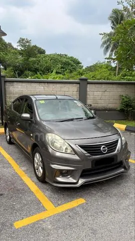 Nissan Almera
