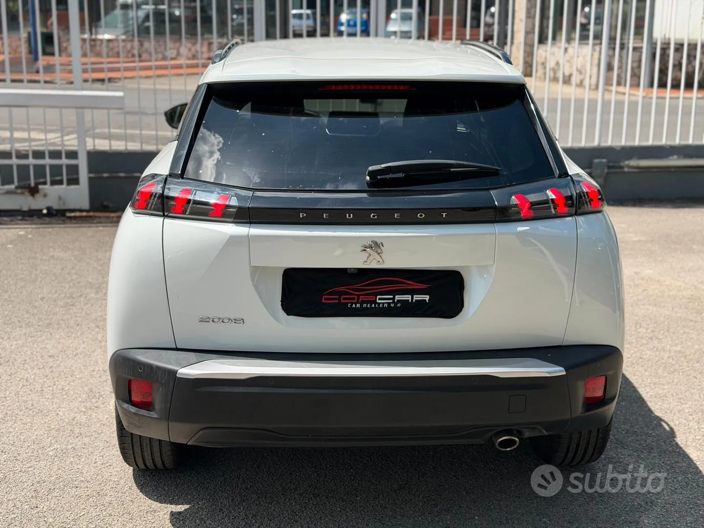 Peugeot 2008 2023 photo 4