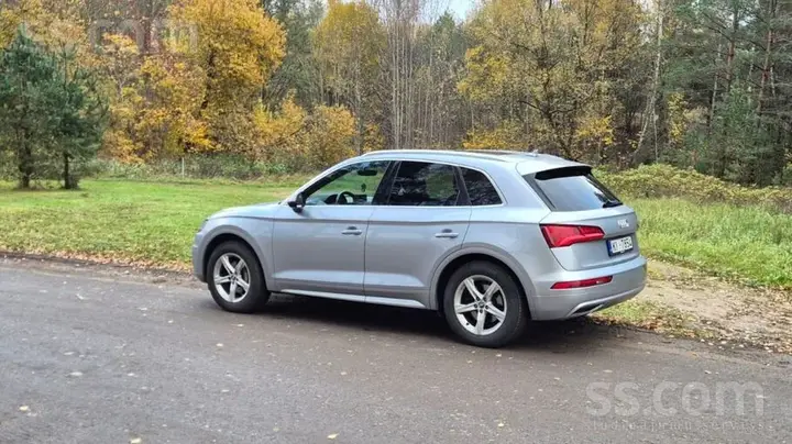 Audi Q5 2017 photo 2