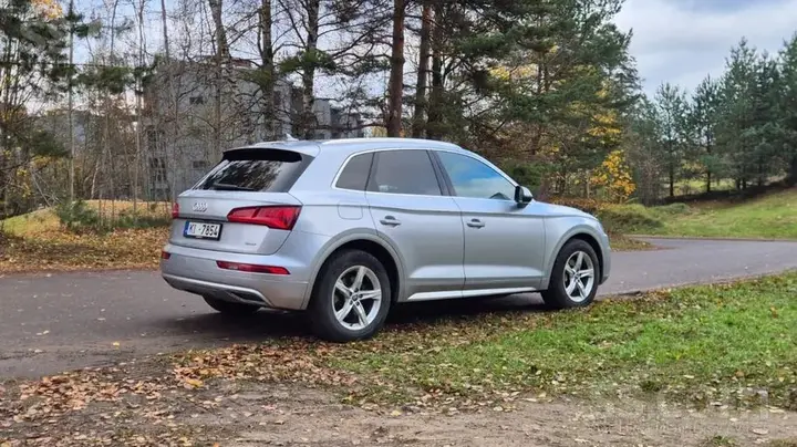 Audi Q5 2017 photo 3