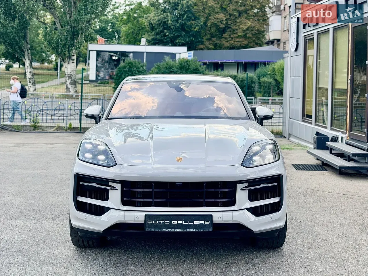 Porsche Cayenne Coupe 2023 photo 2