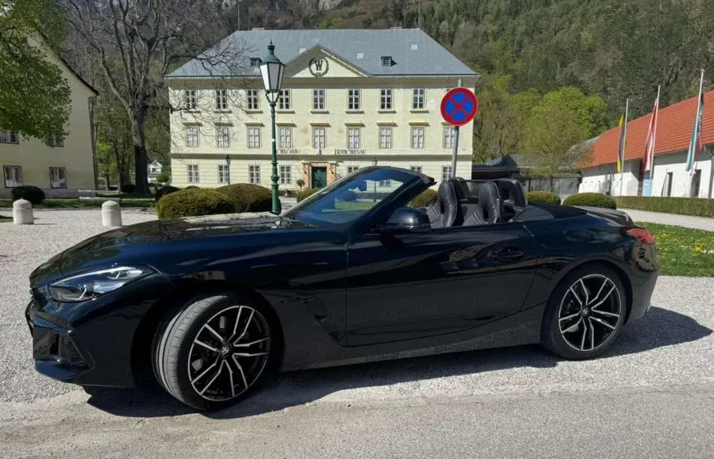 BMW Z4 2024 photo 2