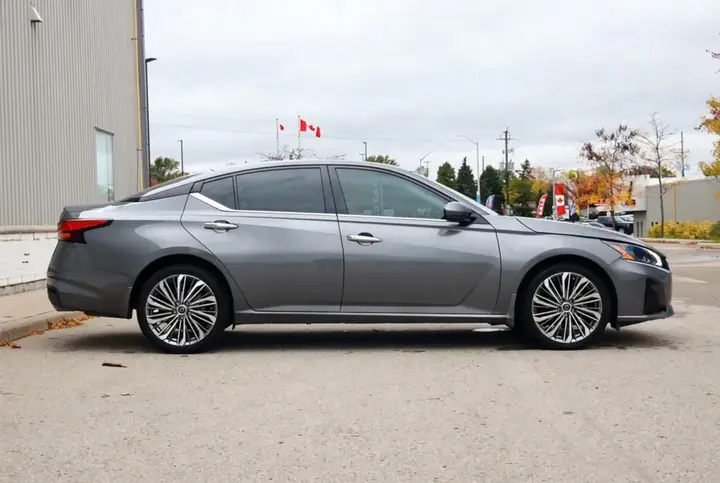 Nissan Altima 2024 photo 5