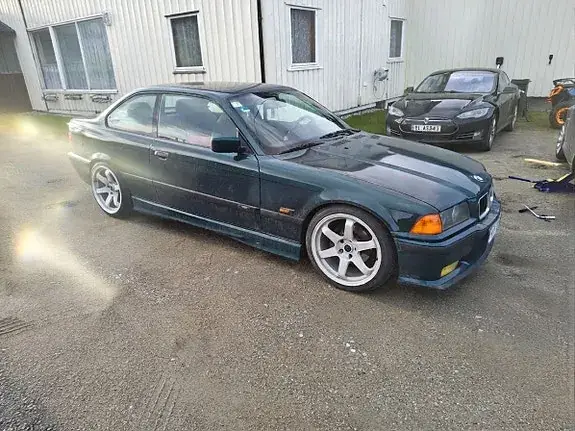 BMW 328I 1995 photo 3