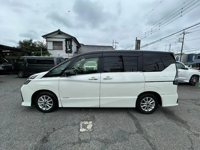 Nissan Serenade 2021 photo 4