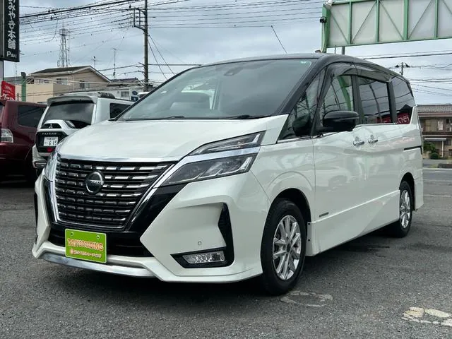 Nissan Serenade 2021 photo 3