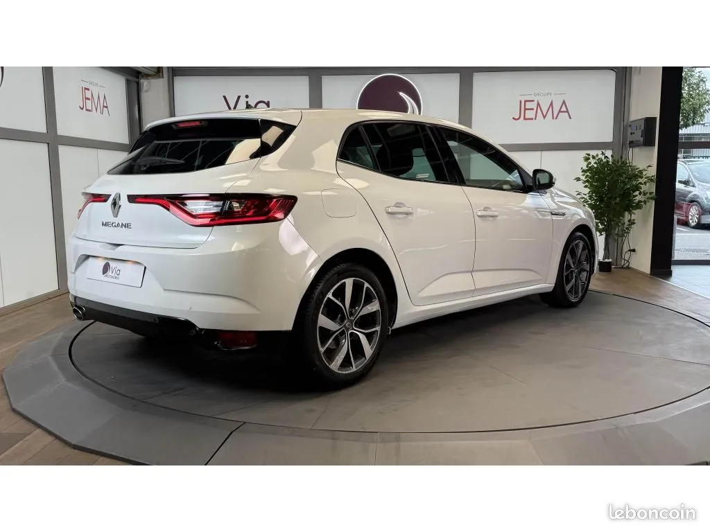 Renault Megane 2017 photo 5
