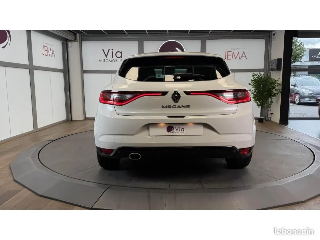 Renault Megane 2017 photo 4