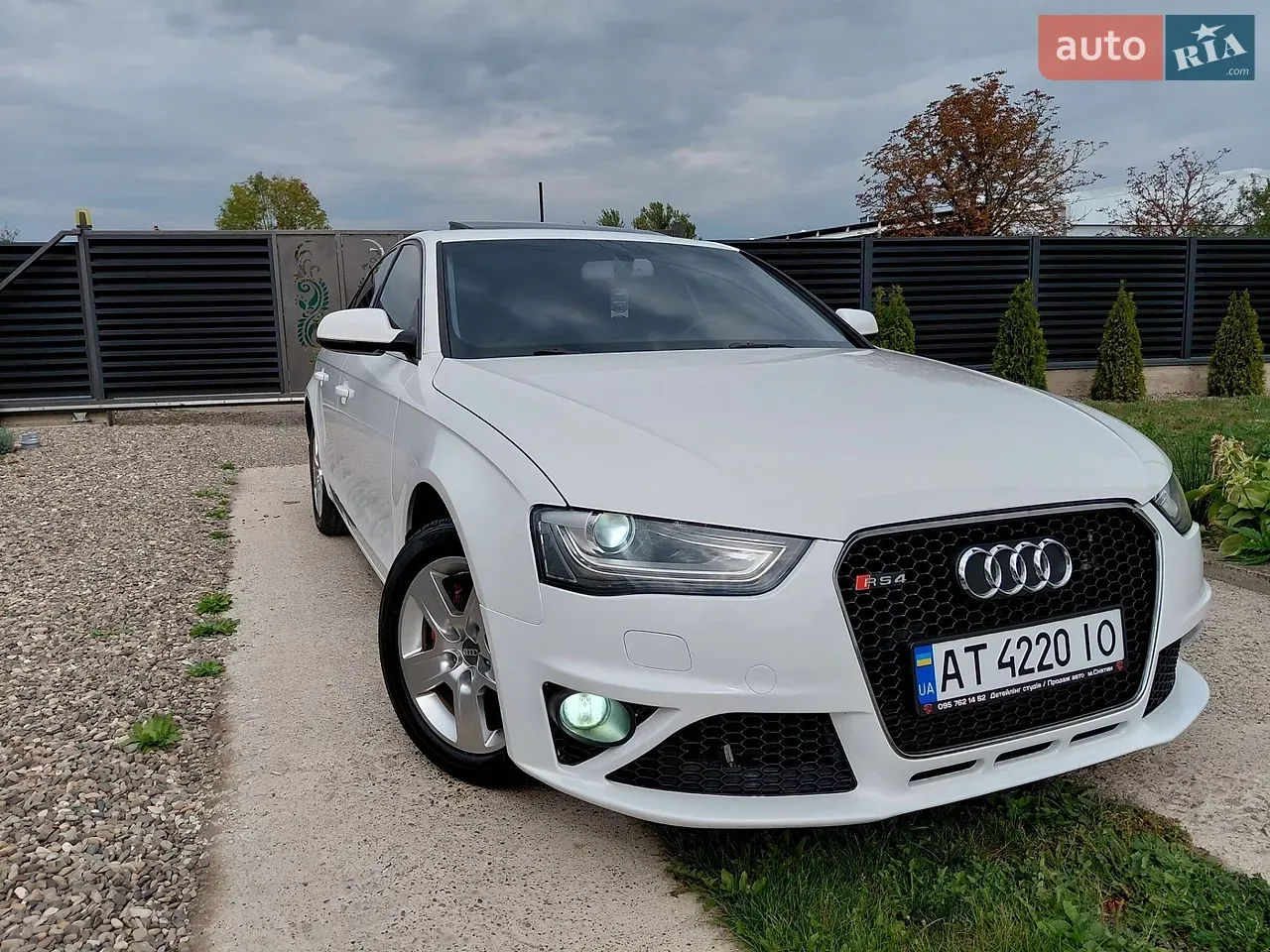 Audi A4 2014 photo 3
