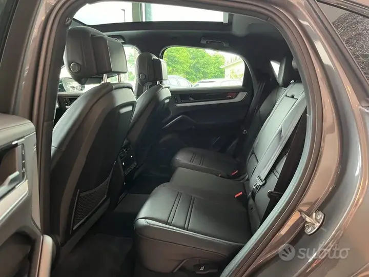Porsche Cayenne 2024 photo 5