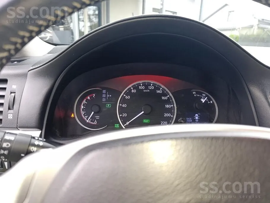 Lexus Ct 2012 photo 5
