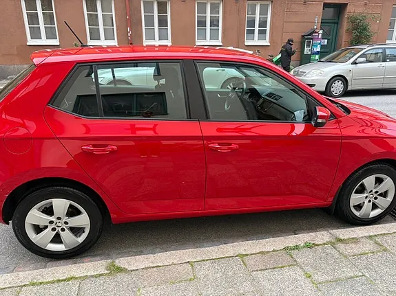 Skoda Fabia 2016 photo 3