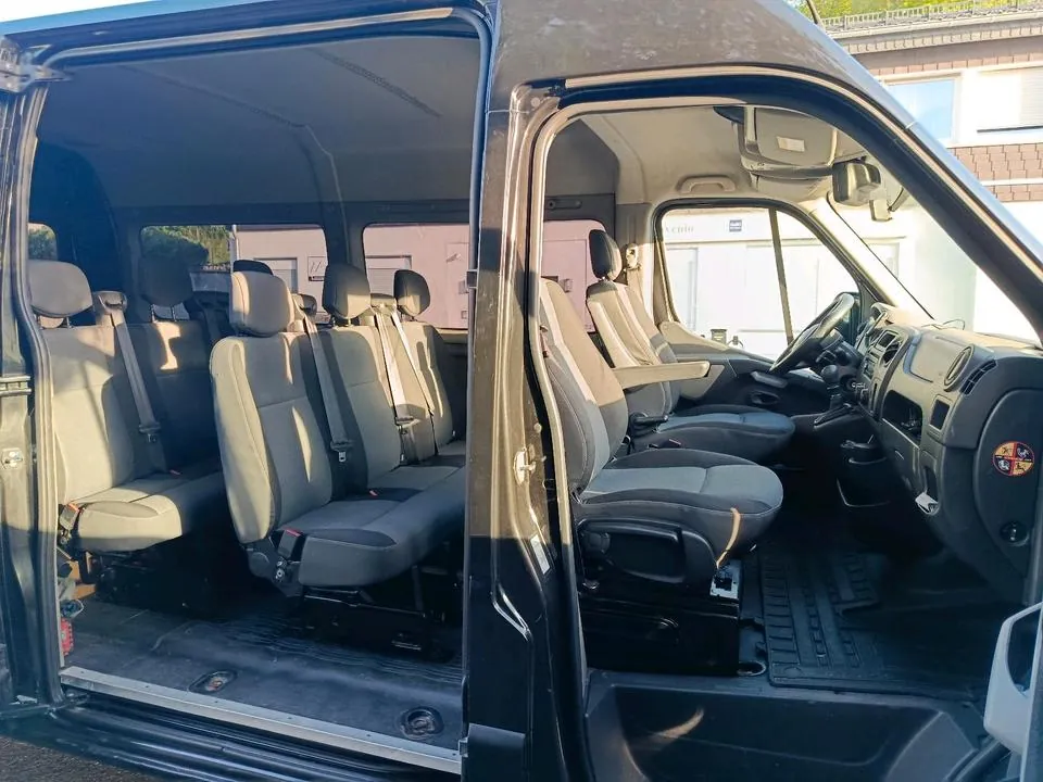 Nissan Nv400