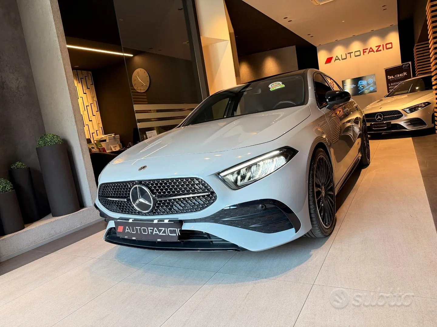 Mercedes-Benz A 200 2025 photo 2