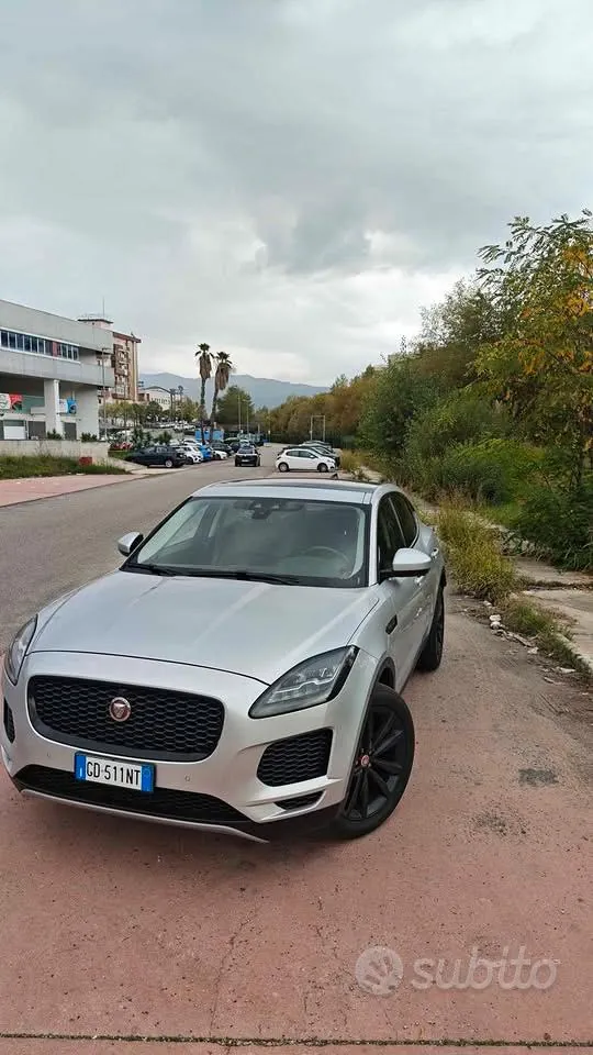 Jaguar E-Pace 2021 photo 4