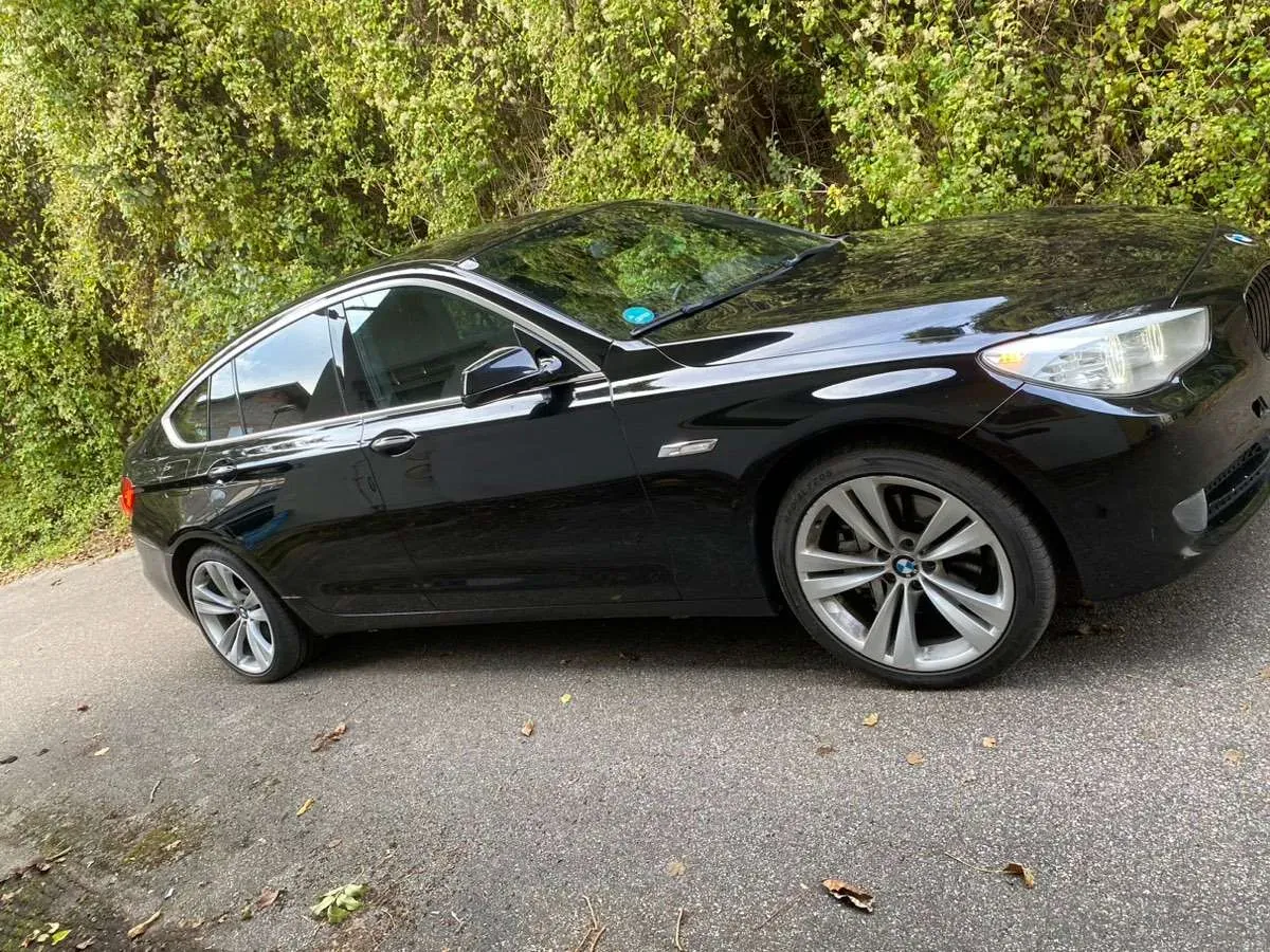 BMW 5 Series 2011 photo 3
